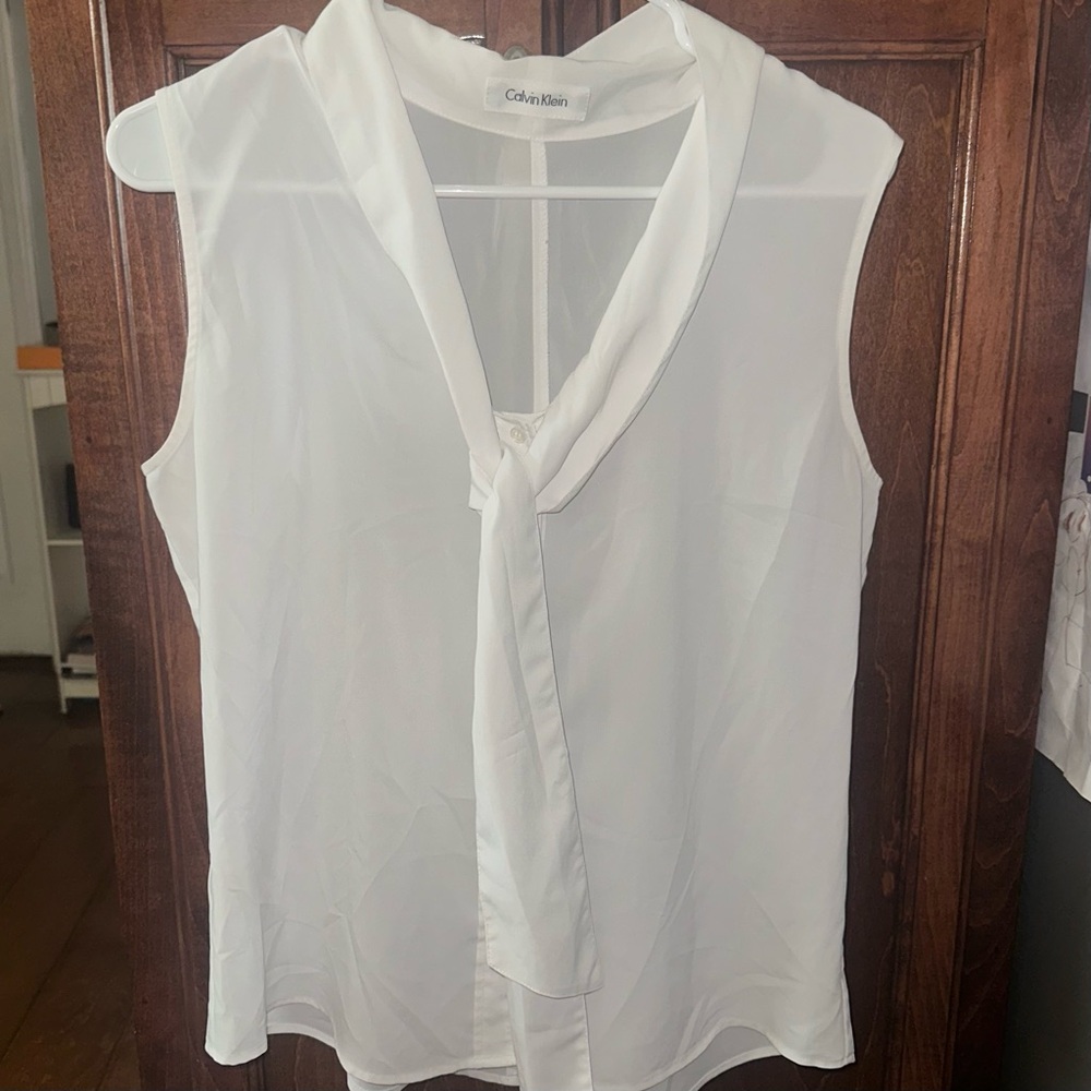 Calvin Klein Women's Elegant White Blouse